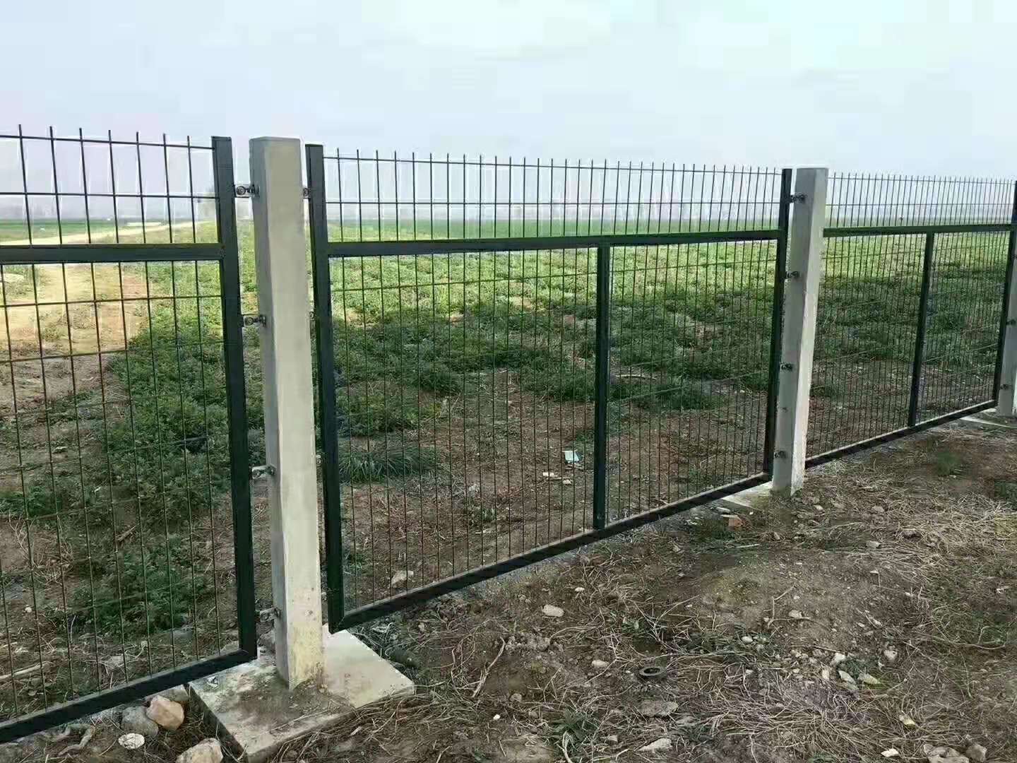 鐵路防護網